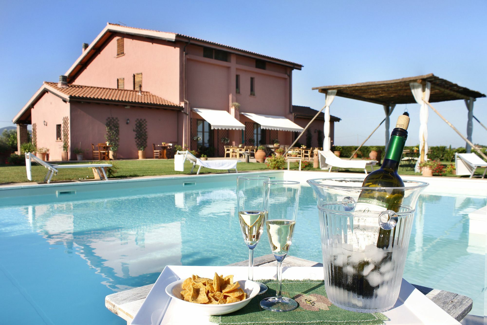 Agriturismo Podere Cirene Rispescia Exterior foto